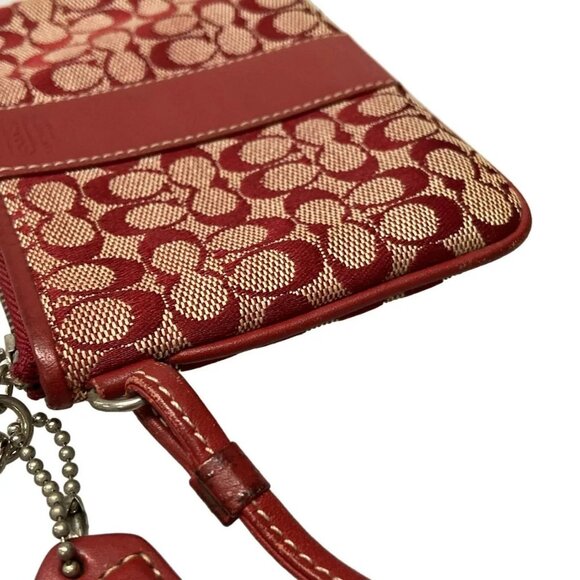 Auth COACH - Red Jacquard Leather Pouch - Picture 5 of 9